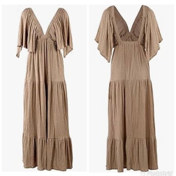 V-Neck  Tiered Silhouette with Flutter Sleeves Maxi Dress - Picture 4 of 16